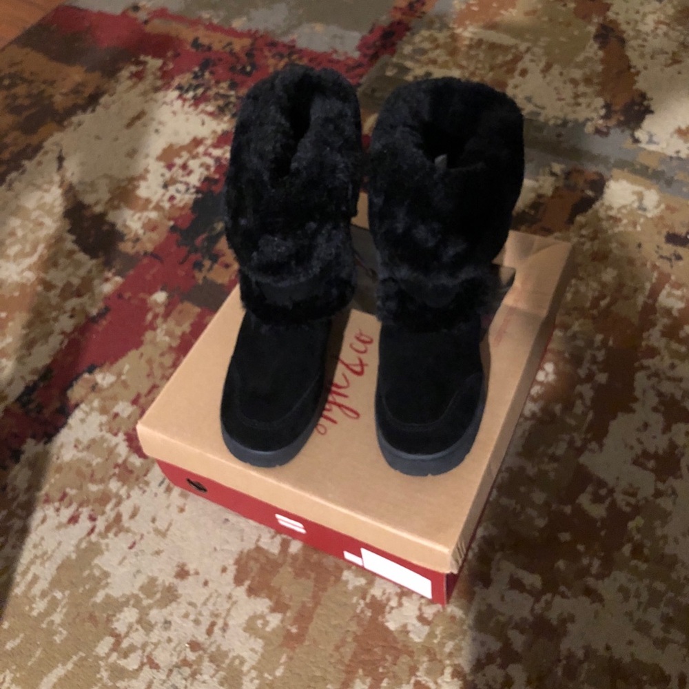 Style & Co / Witty Black Suede Uppers - Size: 5 M Boots